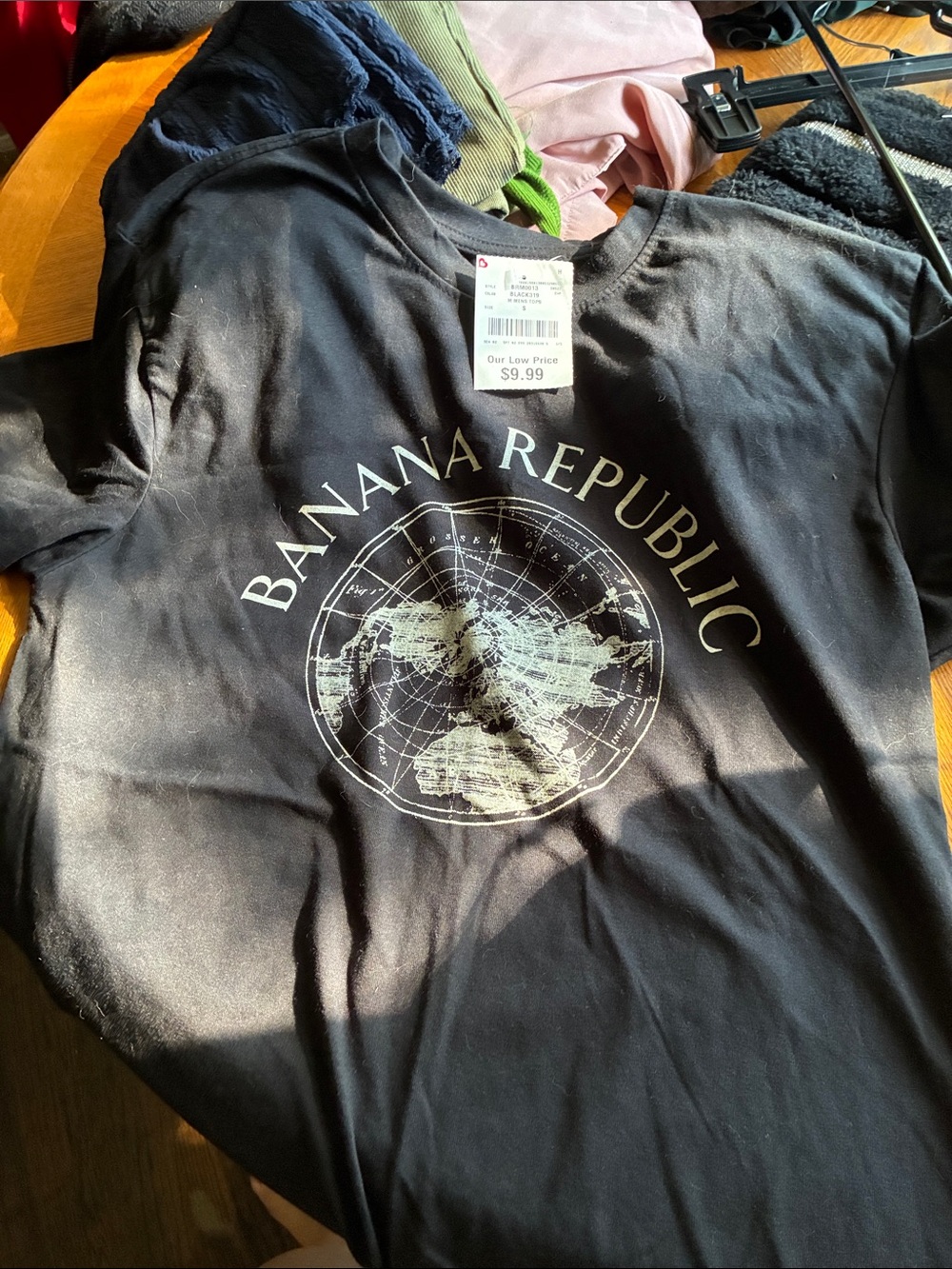 Banana Republic Black Graphic Globe Crewneck Tee